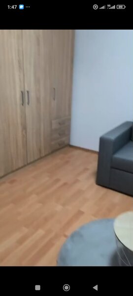 Bragadiru, casa in sistem P+1, cu doua apartamente cu intrari separate.